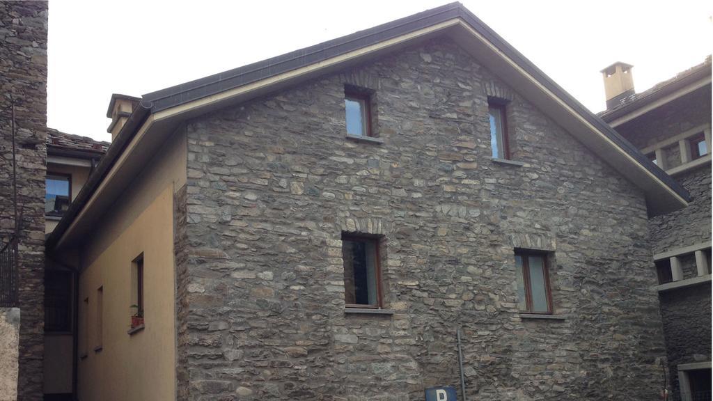 Le Joli Coin Du Passage Aosta Exterior foto