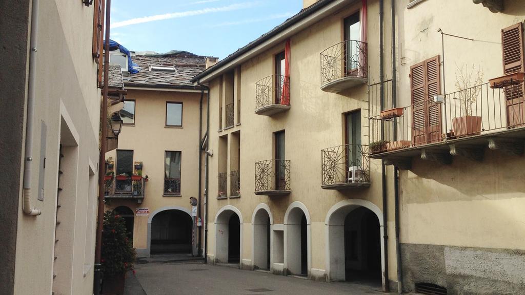 Le Joli Coin Du Passage Aosta Exterior foto