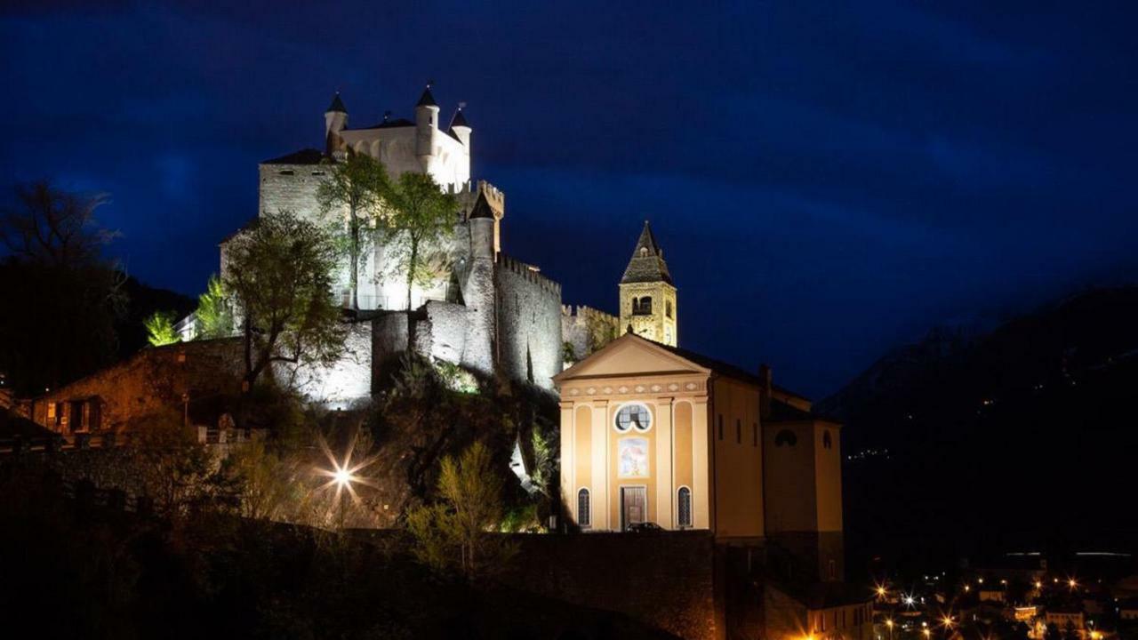 Le Joli Coin Du Passage Aosta Exterior foto
